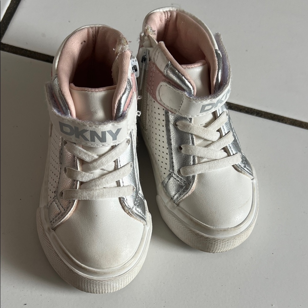 DKNY Kids White and Silver Sneakers